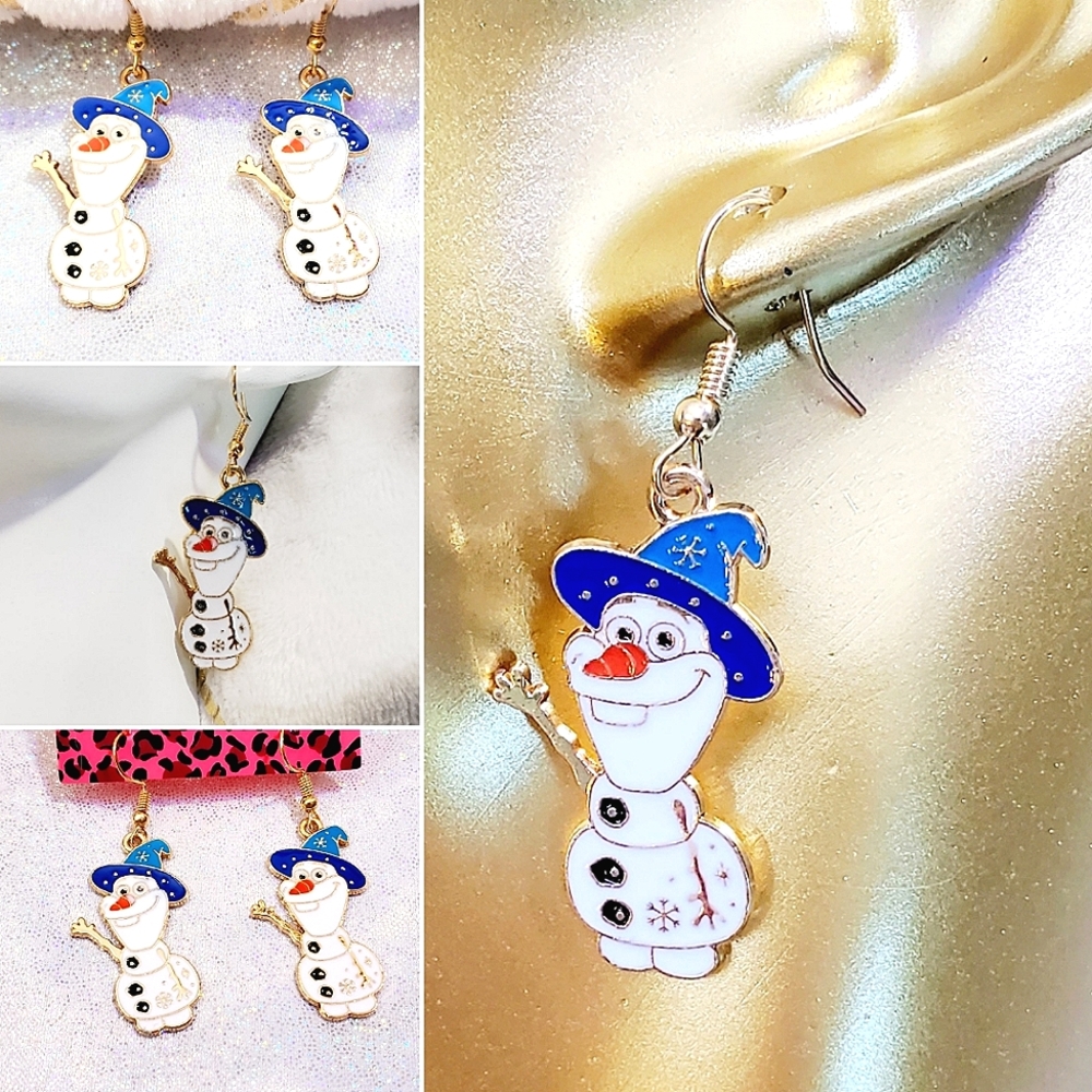 Gold-plated blue and white Olaf earrings